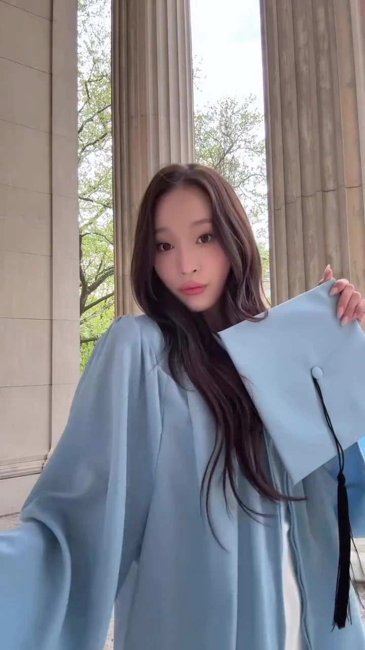 Mỹ nhân vừa tốt nghiệp trường Ivy League là công chúa tài phiệt số 1 cả nước