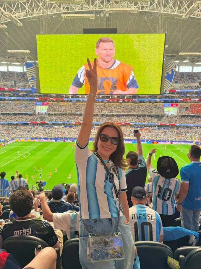 Mỹ Tâm xúc động chứng kiến Messi phá kỷ lục tại World Cup Mỹ Tâm xúc động chứng kiến Messi phá kỷ lục tại World Cup