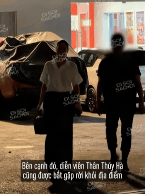 Ma Ran Đô thoải mái lộ diện, Tăng Thanh Hà quyết che ô đen kín bưng tại tiệc đóng máy Hoàng Hậu Cuối Cùng