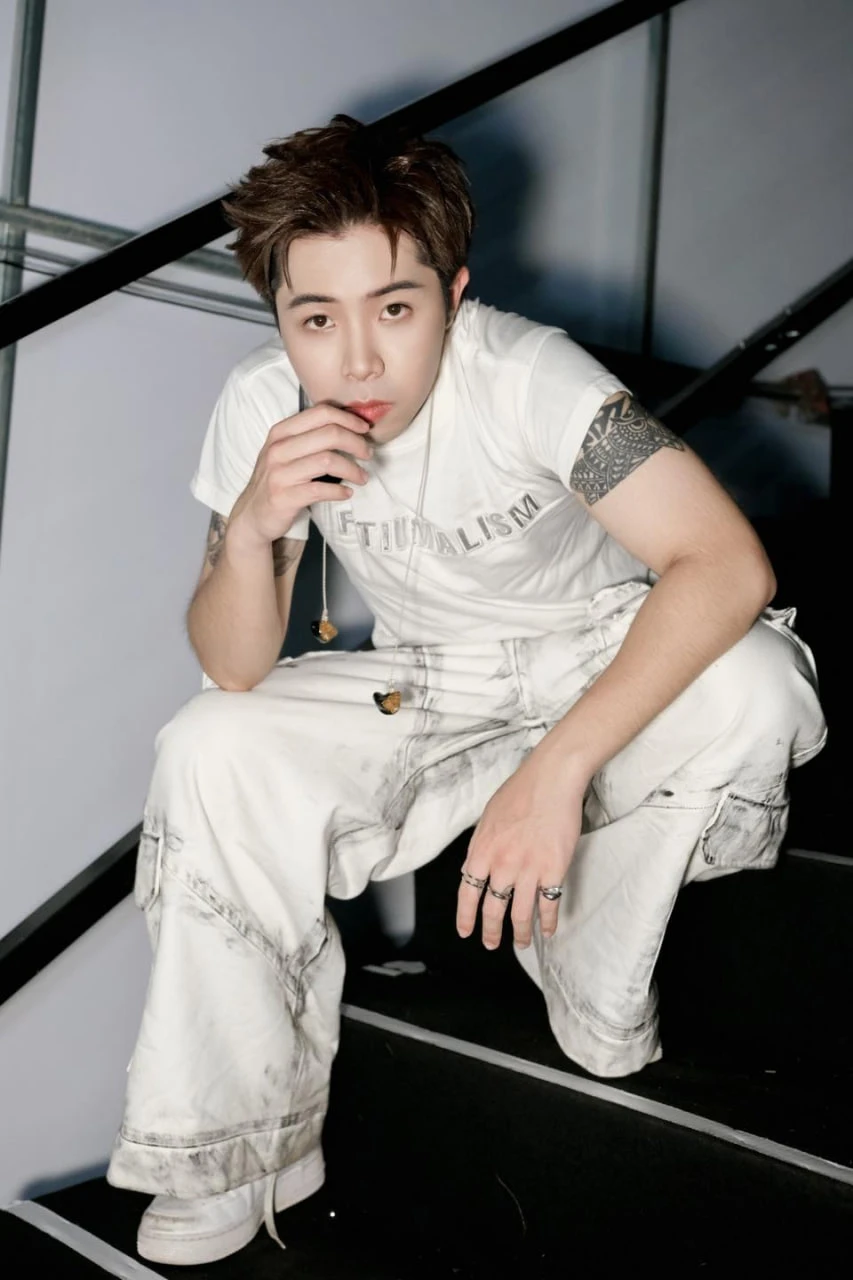 Mason Nguyễn xin lỗi, dời lịch phát hành MV vì ồn ào lời rap nhạy cảm của B Ray Mason Nguyễn xin lỗi, dời lịch phát hành MV vì ồn ào lời rap nhạy cảm của B Ray