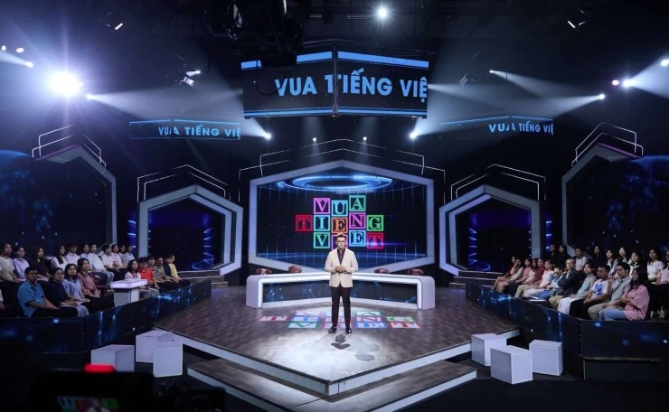 MC từng tốt nghiệp ĐH Bách Khoa trở thành người dẫn chương trình Vua Tiếng Việt mùa 7