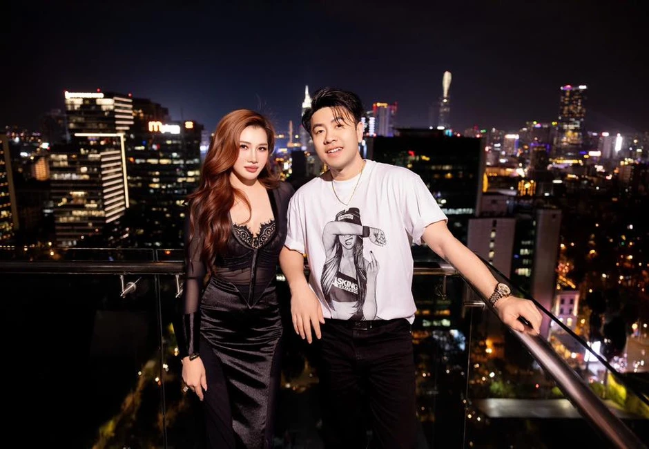 Mẹ đơn thân 3 con là CEO dược phẩm, cưới Akira Phan, ở biệt thự mặt tiền phường Bình Phú