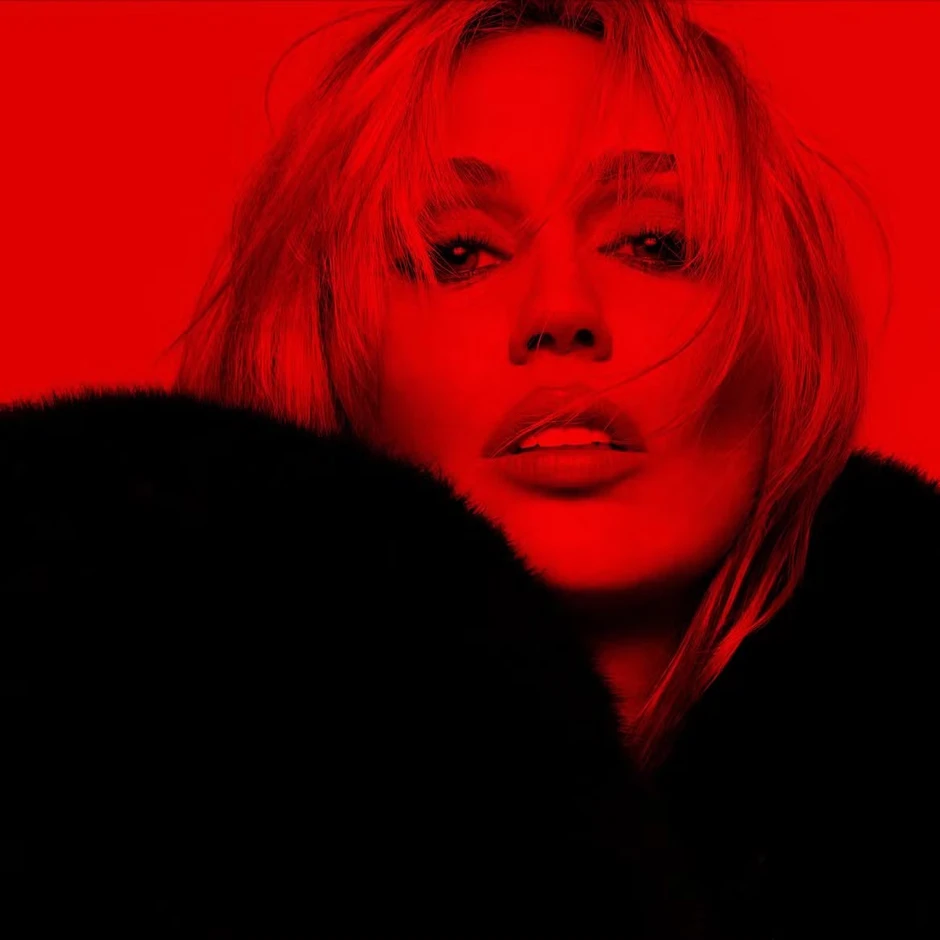 Miley Cyrus đổi nghệ danh trước thềm ra mắt album mới, liệu có “đổi vận”?