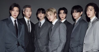 Một đêm trước concert miễn phí của BTS: Trăm nghìn người đổ bộ Gwanghwamun