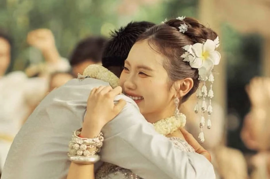 Mưa lớn ở TPHCM, hàng nghìn khán giả ở đêm nhạc Phương Mỹ Chi chạy loạn