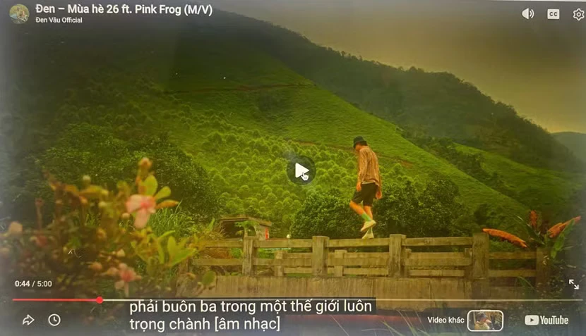 MV mới của Đen Vâu đầy lỗi phụ đề: Những “hạt sạn” đáng tiếc và dấu hỏi về sức hút MV mới của Đen Vâu đầy lỗi phụ đề: Những “hạt sạn” đáng tiếc và dấu hỏi về sức hút