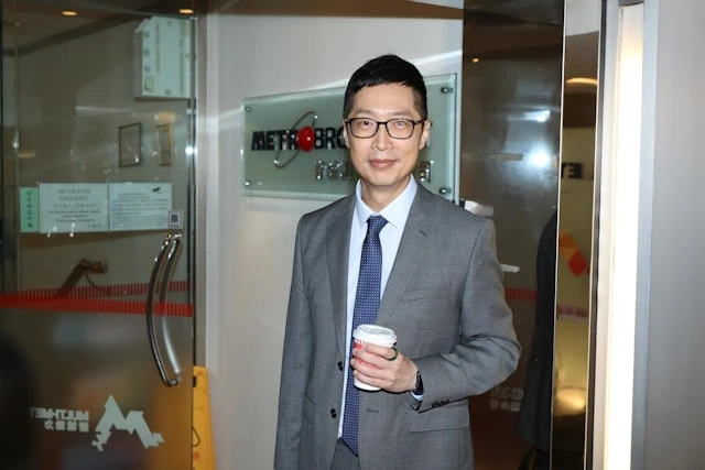 Nam diễn viên hết thời tưởng sa sút nào ngờ được bổ nhiệm vào Cục Văn hóa - Thể thao, giữ chức CEO tập đoàn lương 700 triệu/tháng