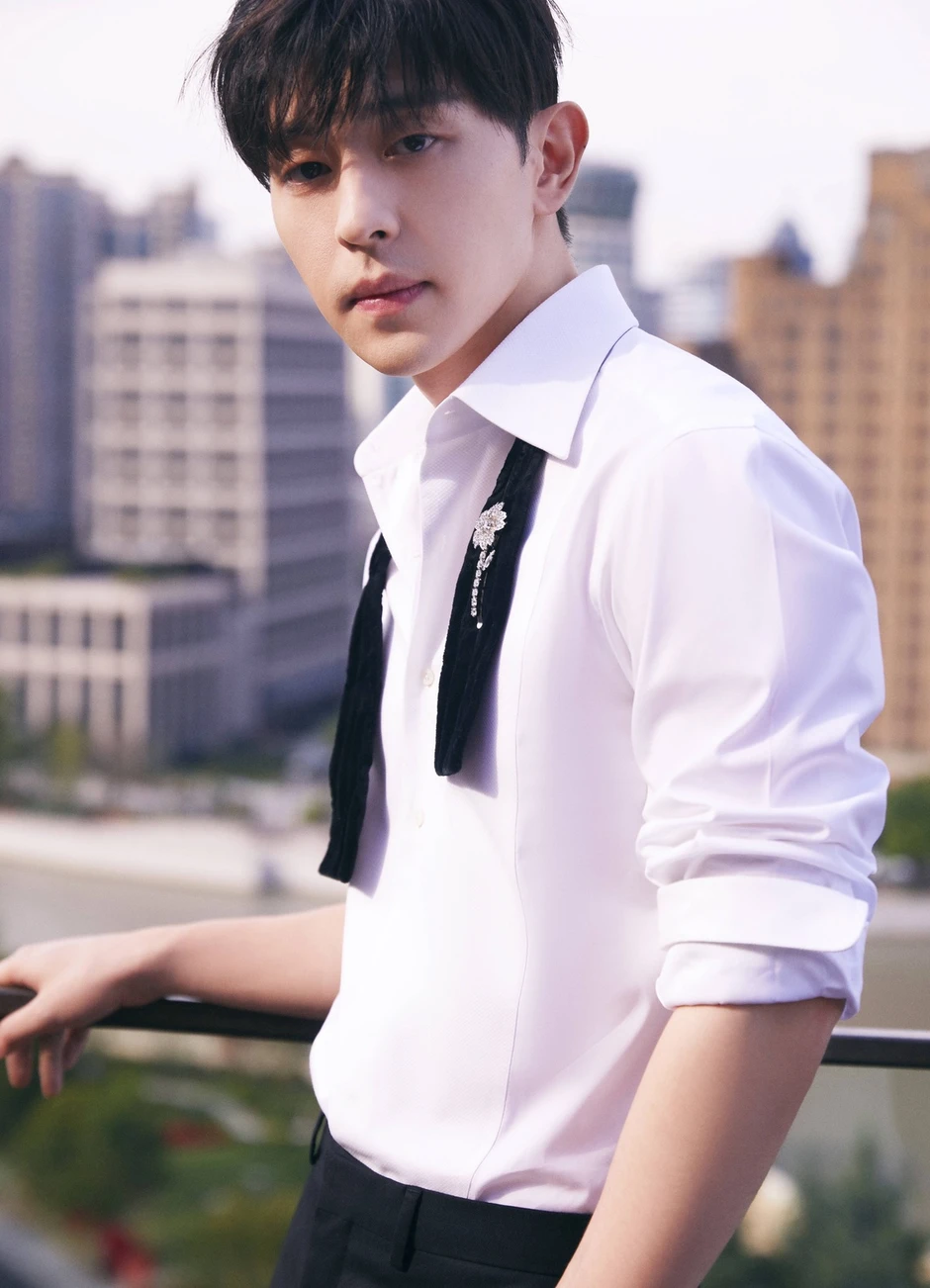 Nam diễn viên lố bịch bị đuổi cổ khỏi showbiz chỉ trong 3 tiếng: Phải bán lẩu - trà sữa kiếm sống, diện mạo hiện tại gây ngỡ ngàng