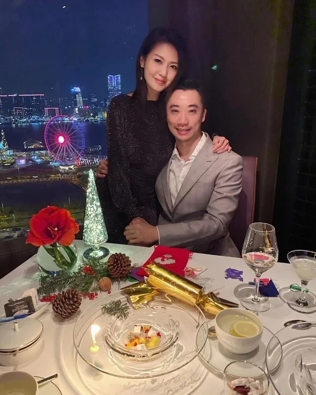 Nàng hậu đáng thương nhất năm 2026: Bị bạn trai đại gia ruồng bỏ đuổi khỏi biệt thự, đi sửa mũi "tân trang mặt tiền" ai ngờ thành thảm họa Nàng hậu đáng thương nhất năm 2026: Bị bạn trai đại gia ruồng bỏ đuổi khỏi biệt thự, đi sửa mũi "tân trang mặt tiền" ai ngờ thành thảm họa