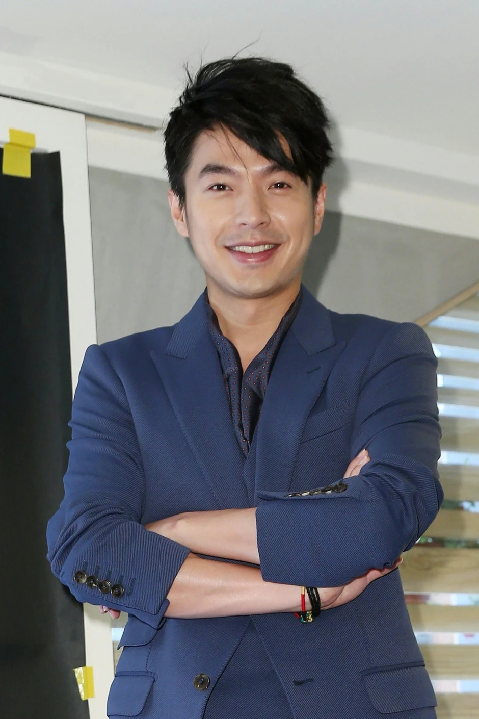Ngay vừa sáng nay: Vợ chồng nghệ sĩ showbiz lần lượt bị tuyên án 20 tháng và 22 tháng tù giam