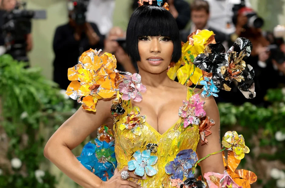 Nghệ sĩ bị Met Gala cấm cửa: Từng khuynh đảo thế giới nay hết thời, bị giới giải trí xa lánh