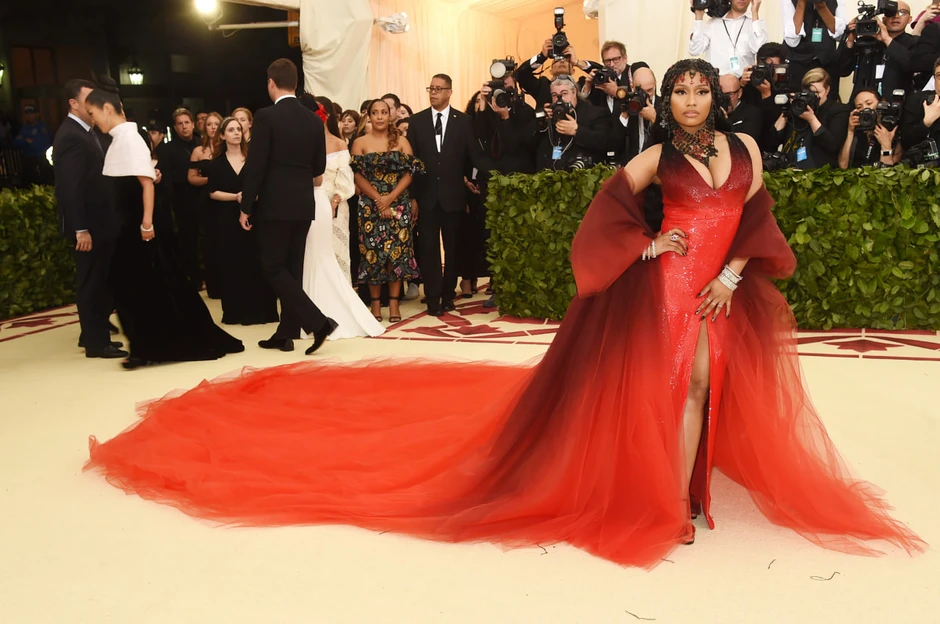 Nghệ sĩ bị Met Gala cấm cửa: Từng khuynh đảo thế giới nay hết thời, bị giới giải trí xa lánh