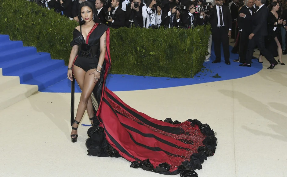 Nghệ sĩ bị Met Gala cấm cửa: Từng khuynh đảo thế giới nay hết thời, bị giới giải trí xa lánh