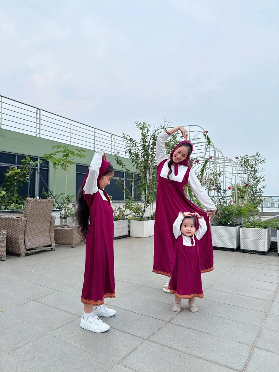 Nghệ sĩ xây biệt thự 6 tầng, trăm tỷ đồng ngay mặt đường Hoàng Hoa Thám, cưới một viện trưởng