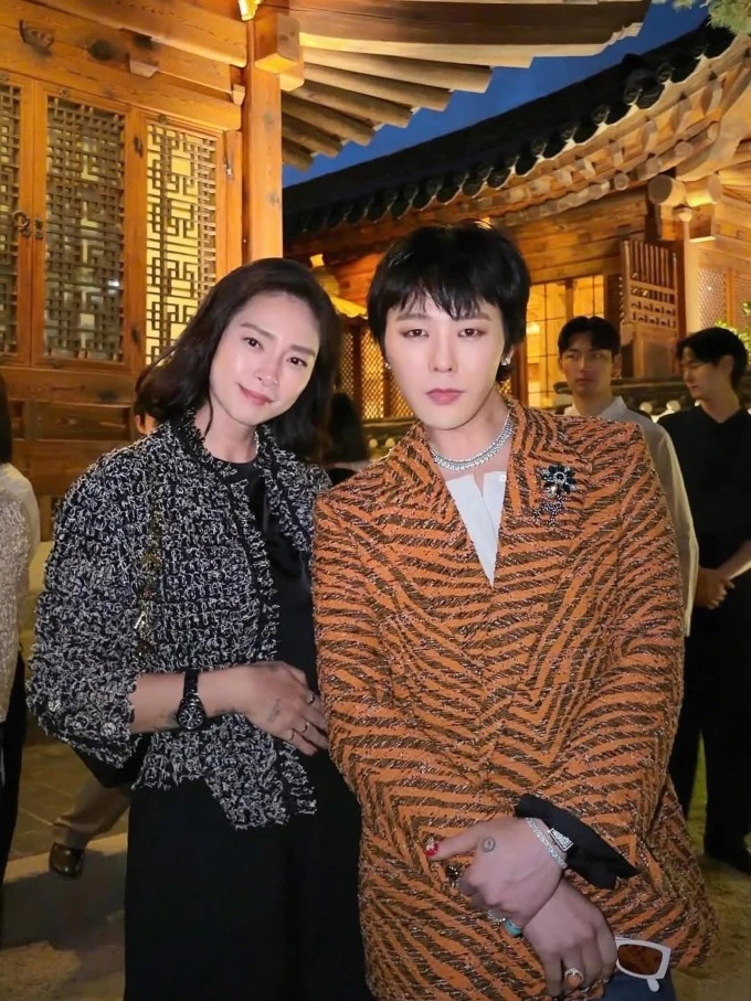 Ngô Thanh Vân khoe sắc bên G Dragon Ngô Thanh Vân khoe sắc bên G Dragon