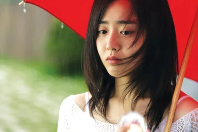Ngoại hình không tin nổi của Moon Geun Young sau khi chiến thắng bạo bệnh