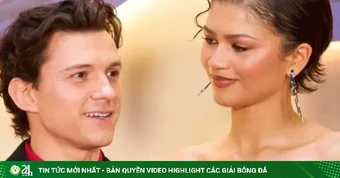 Người Nhện cưới, cấm khách mời dùng điện thoại