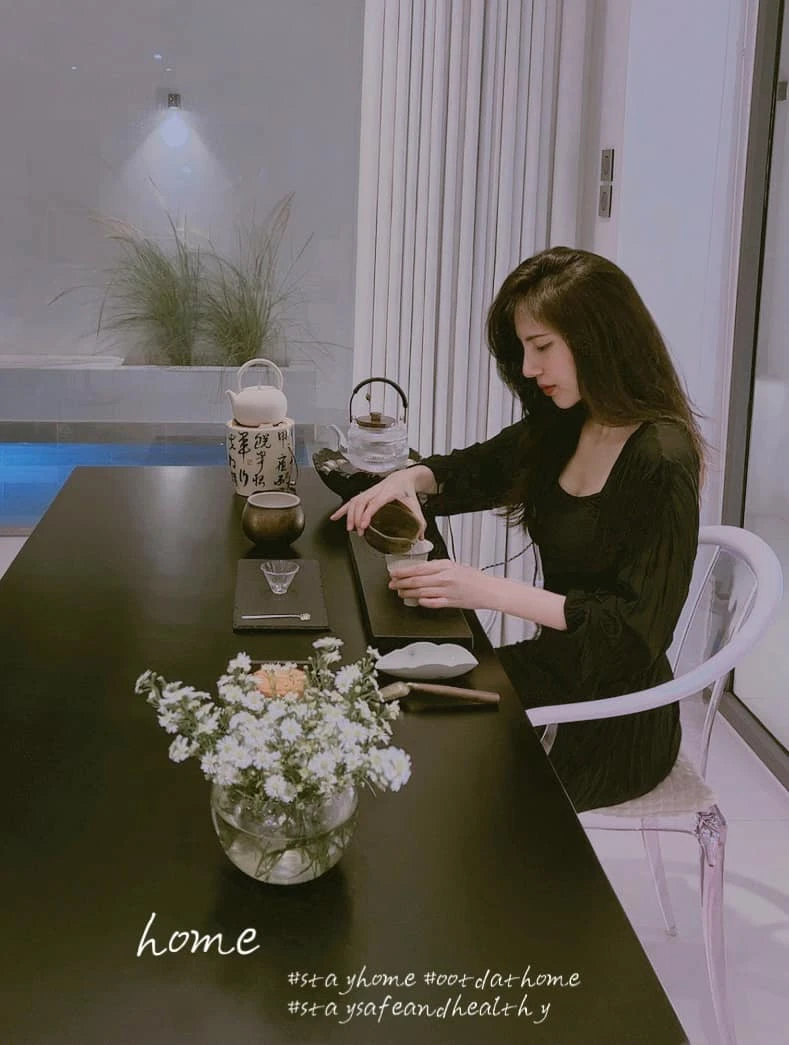 Người thân phải gọi gấp vì tin "Công Vinh và Thuỷ Tiên ly hôn"