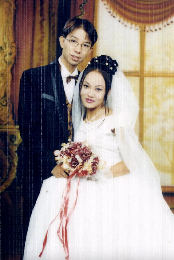 Người vợ 27 năm của Long Nhật lại gây chú ý Người vợ 27 năm của Long Nhật lại gây chú ý