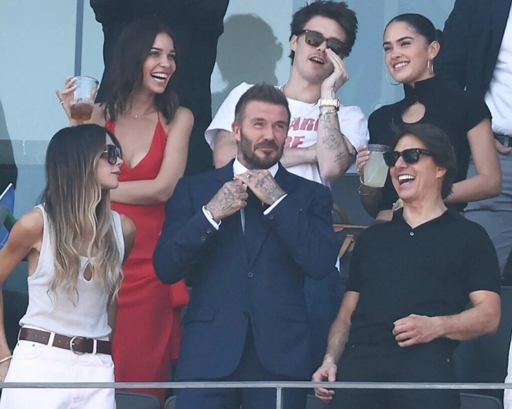 Nhà Beckham dự khán chung kết World Cup, Brooklyn ngồi xem ở nhà