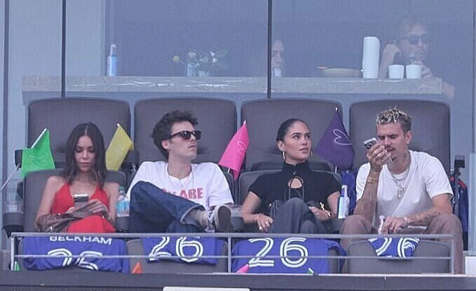 Nhà Beckham dự khán chung kết World Cup, Brooklyn ngồi xem ở nhà