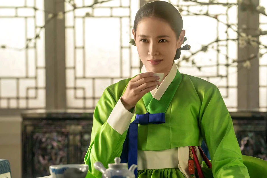 Nhãn dán 19+ cho phim mới của Son Ye Jin Nhãn dán 19+ cho phim mới của Son Ye Jin