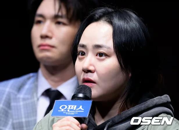 Nhan sắc khác lạ của “em gái quốc dân” Moon Geun Young sau khi mắc bệnh quái ác Nhan sắc khác lạ của “em gái quốc dân” Moon Geun Young sau khi mắc bệnh quái ác
