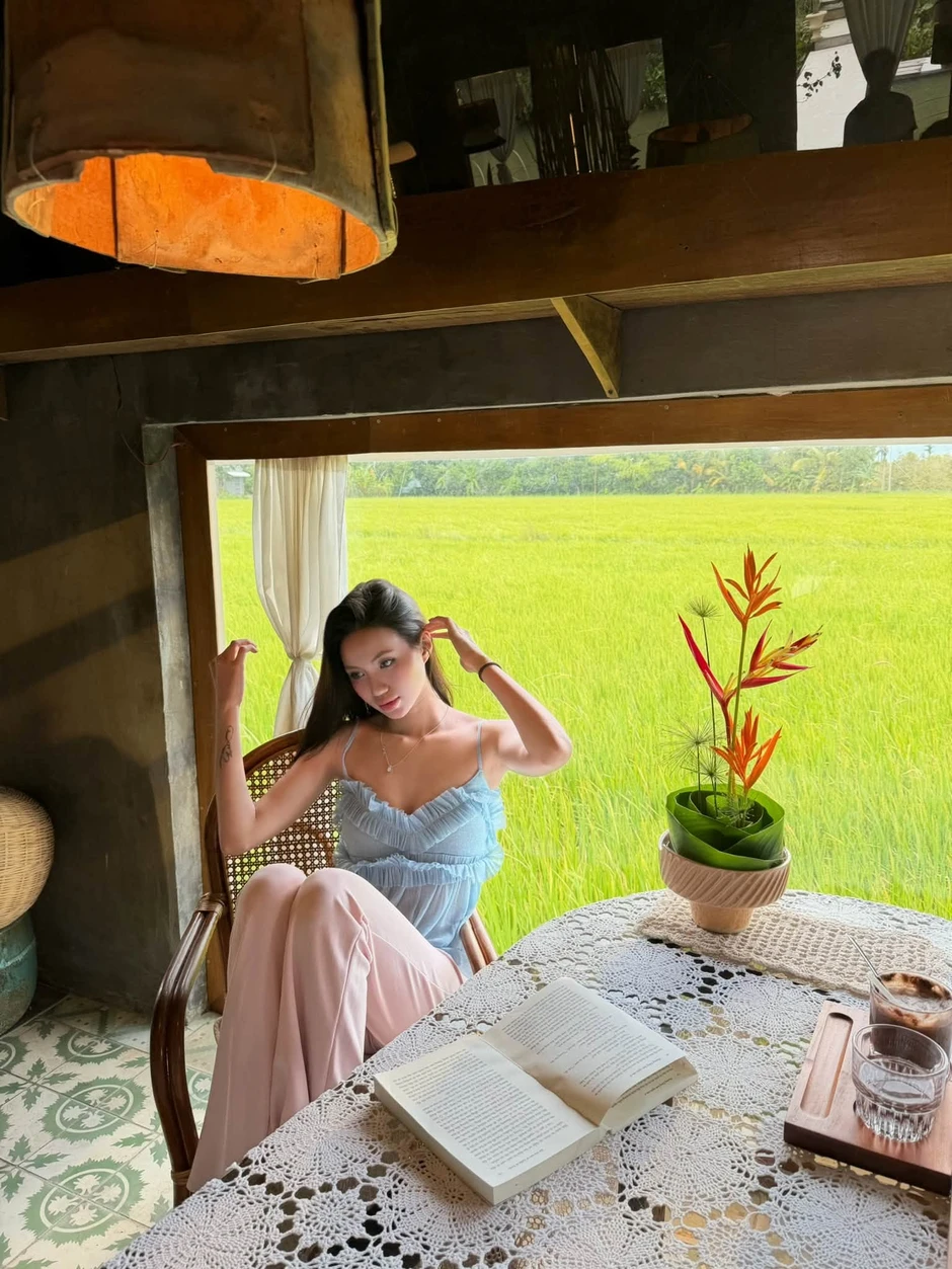 Nhan sắc ngọt ngào của hot girl xinh đẹp, cô gái khiến tuyển thủ Liên Quân nổi tiếng nguyện bảo vệ đến cùng!
