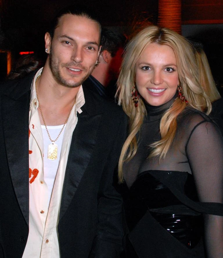 Nhìn cách 3 chồng cũ phản ứng mới biết ai yêu Britney Spears nhất