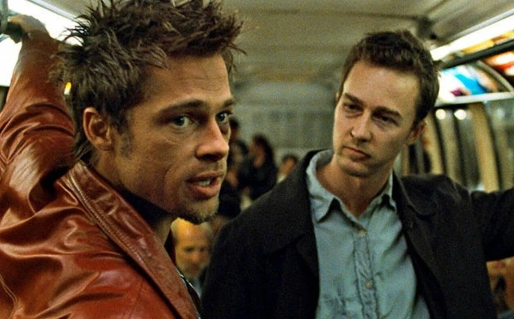 Nhìn lại Brad Pitt thời “Fight Club”: Một biểu tượng nổi loạn không thể thay thế Nhìn lại Brad Pitt thời “Fight Club”: Một biểu tượng nổi loạn không thể thay thế