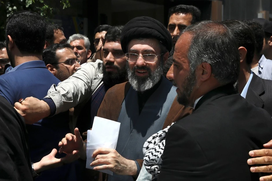 Những bí ẩn xung quanh Lãnh tụ tối cao mới của Iran