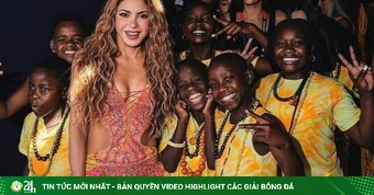 Những em bé từ khu ổ chuột Uganda lên sân khấu World Cup
