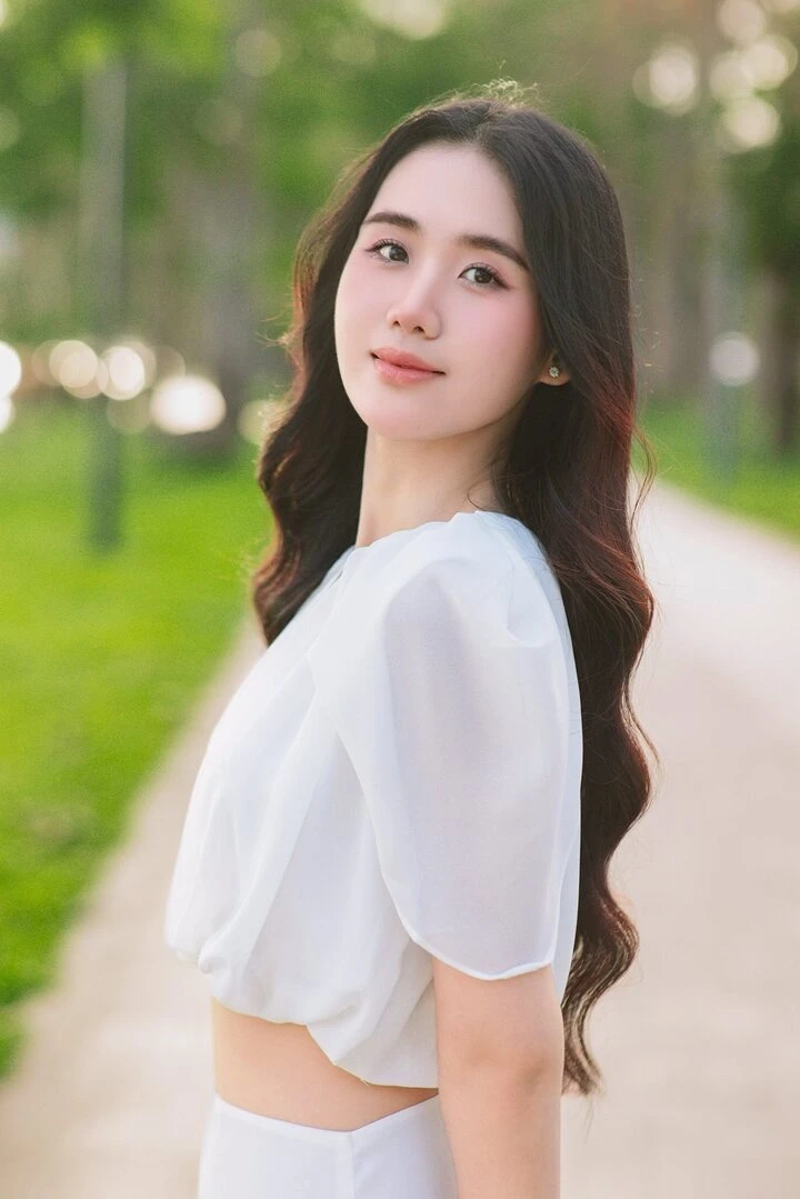 Những nàng hậu Miss World Vietnam sở hữu học vấn ấn tượng