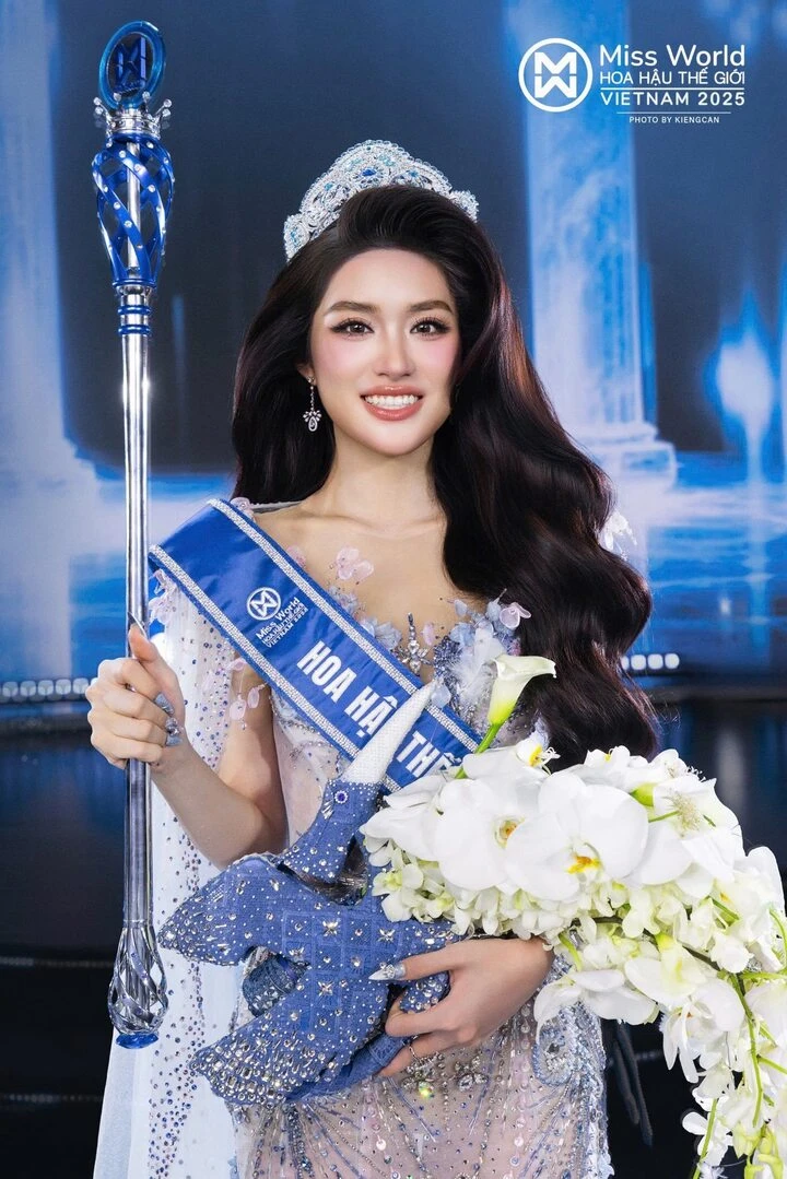 Những nàng hậu Miss World Vietnam sở hữu học vấn ấn tượng