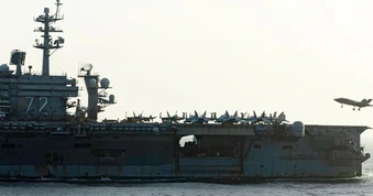 NÓNG: Iran tuyên bố tái đóng cửa eo biển Hormuz