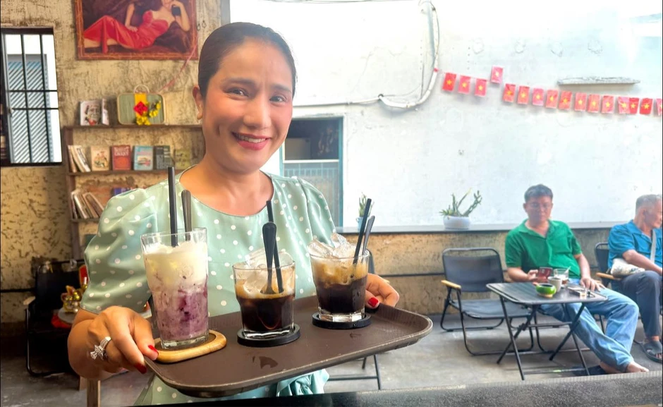NS Cát Tường phải đóng cửa quán cafe 25 nghìn/ly ở Gò Vấp sau 9 tháng NS Cát Tường phải đóng cửa quán cafe 25 nghìn/ly ở Gò Vấp sau 9 tháng
