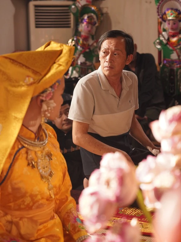 NSƯT Hoài Linh trở thành Người được chọn