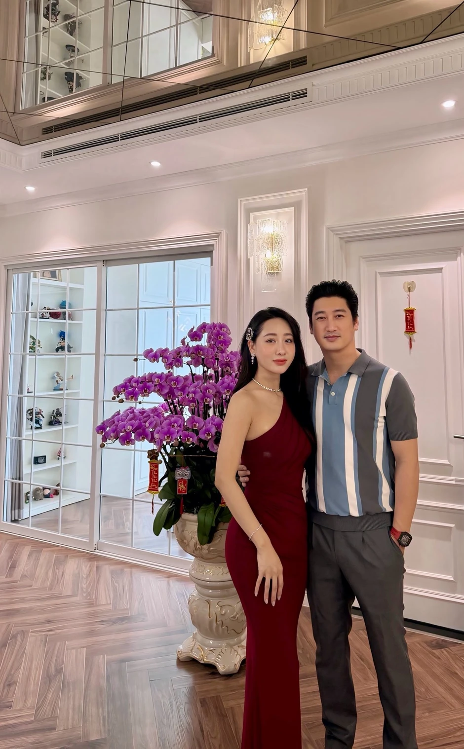 NSƯT Ngọc Quỳnh U50 muốn cưới vợ lần 3, sống với mỹ nhân kém 7 tuổi trong căn nhà 14 tỷ
