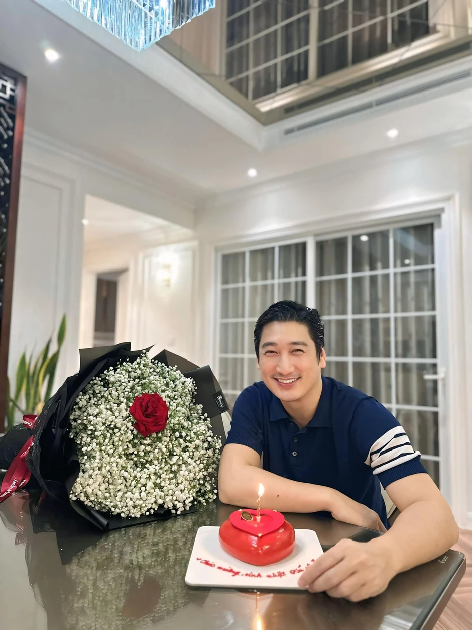 NSƯT Ngọc Quỳnh U50 muốn cưới vợ lần 3, sống với mỹ nhân kém 7 tuổi trong căn nhà 14 tỷ