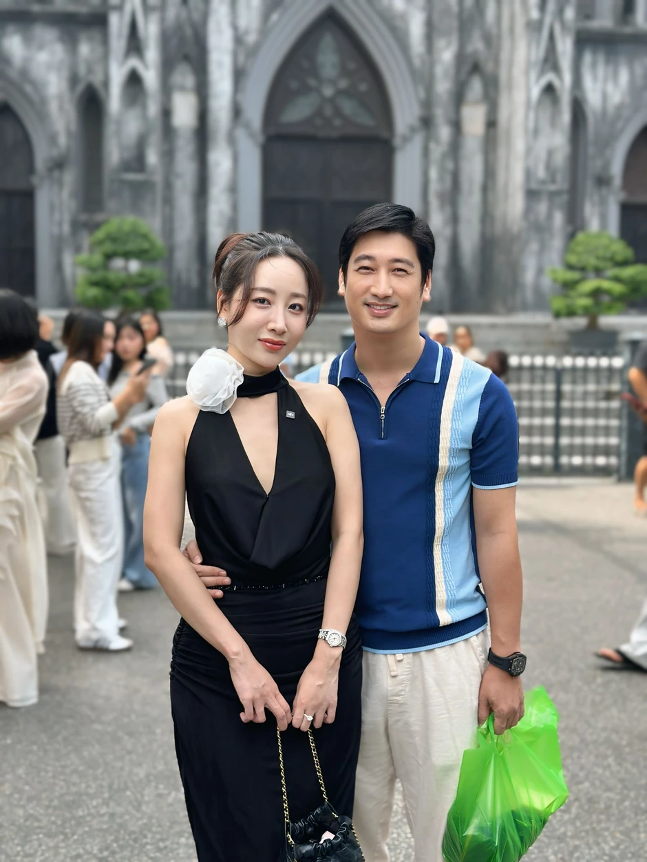NSƯT Ngọc Quỳnh U50 muốn cưới vợ lần 3, sống với mỹ nhân kém 7 tuổi trong căn nhà 14 tỷ