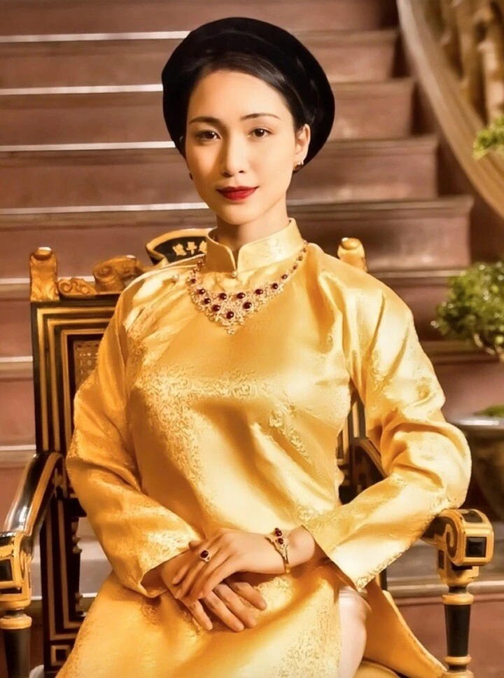 Nữ ca sĩ từng gây sốt với 50 triệu lượt xem khi đóng Nam Phương Hoàng hậu