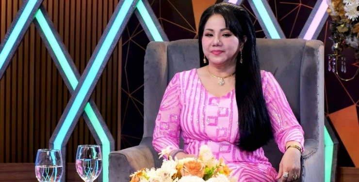 Nữ danh ca từng phải đi đổi vàng để cất tiền cát-xê vì show quá dày đặc