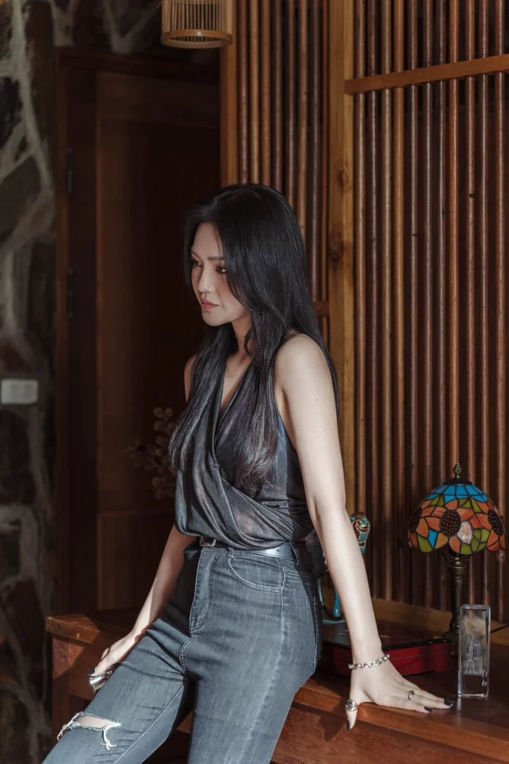 Nữ diễn viên sexy chuyên đóng tiểu tam liên tục gây chú ý trên phim VTV Nữ diễn viên sexy chuyên đóng tiểu tam liên tục gây chú ý trên phim VTV