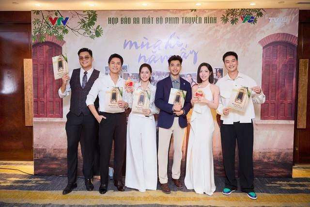 Nữ diễn viên từng nổi tiếng với màn đánh ghen hộ bạn trong Đừng bắt em phải quên trở lại màn ảnh