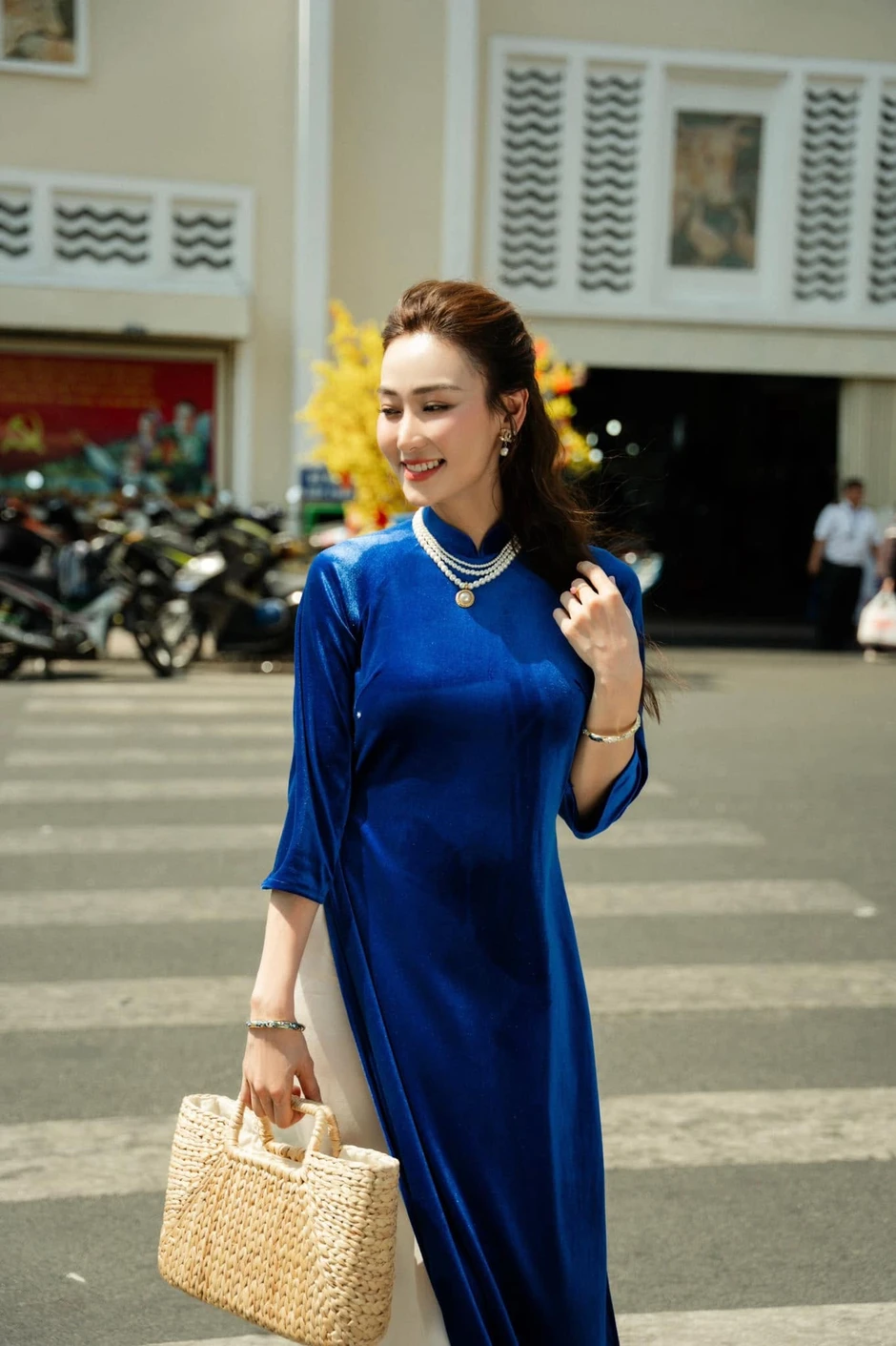 Nữ diễn viên U50 "chơi lớn", đón sinh nhật bằng bộ ảnh "mát mẻ" khiến CĐM ngỡ ngàng Nữ diễn viên U50 "chơi lớn", đón sinh nhật bằng bộ ảnh "mát mẻ" khiến CĐM ngỡ ngàng
