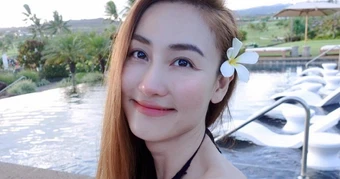 Nữ diễn viên U50 "chơi lớn", đón sinh nhật bằng bộ ảnh "mát mẻ" khiến CĐM ngỡ ngàng