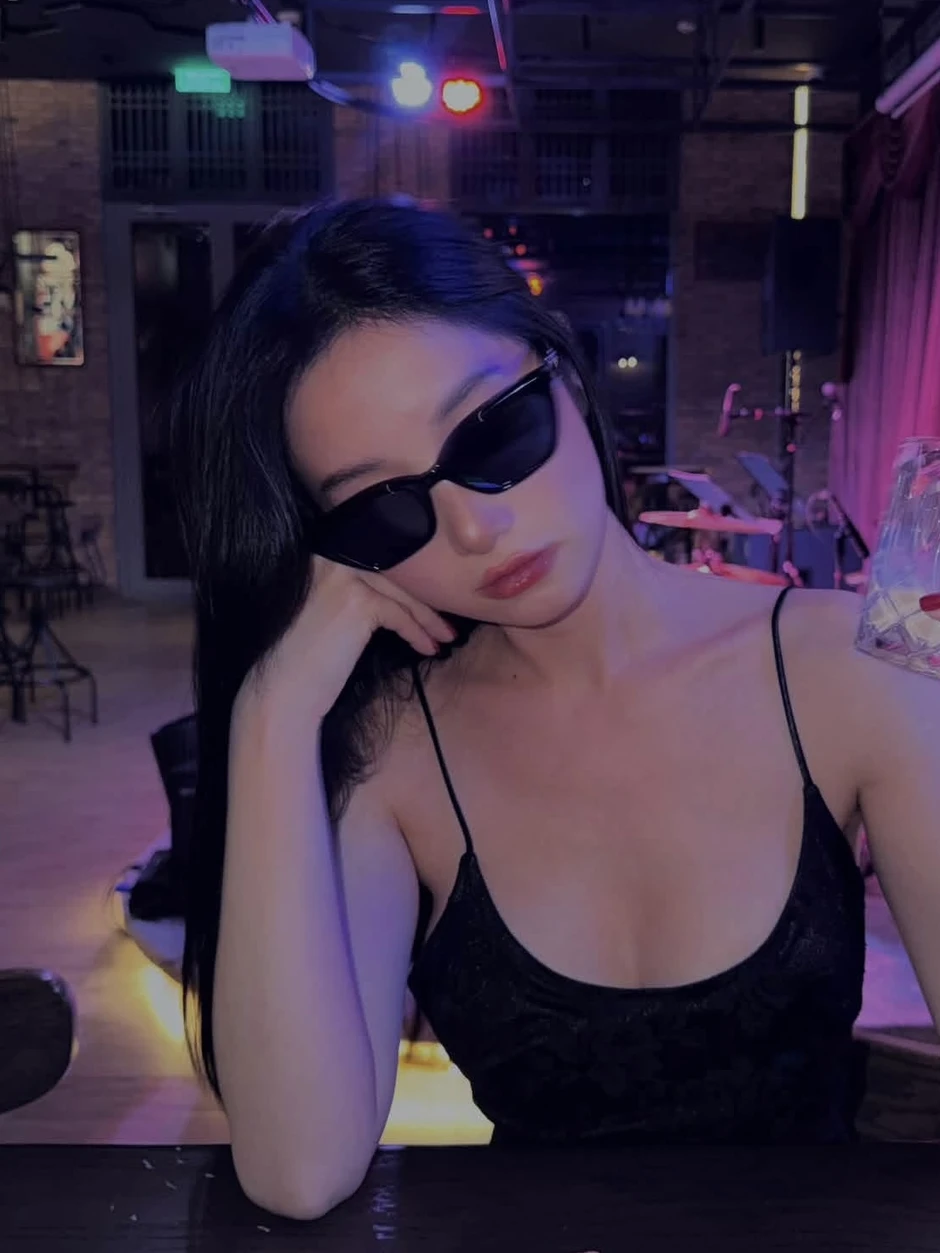 Nữ game thủ Việt có thâm niên 20 năm chơi game quyết định chuyển hướng sang game của nhà VNG Nữ game thủ Việt có thâm niên 20 năm chơi game quyết định chuyển hướng sang game của nhà VNG