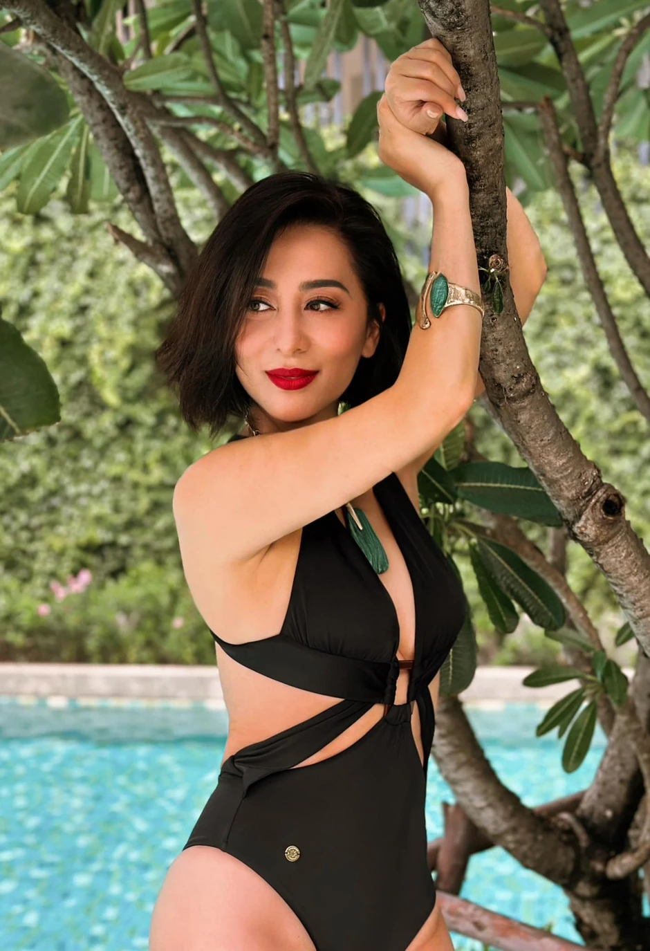 Nữ nghệ sĩ U65 yêu lại chồng cũ kém 5 tuổi: Say đắm nhau, sống chung nhà, nhưng ngủ riêng Nữ nghệ sĩ U65 yêu lại chồng cũ kém 5 tuổi: Say đắm nhau, sống chung nhà, nhưng ngủ riêng