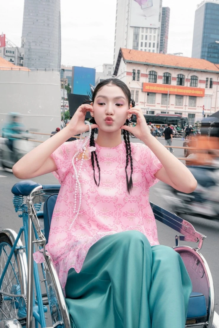 Nữ sinh cao 1m75 đóng phim cùng Trường Giang, Kiều Minh Tuấn