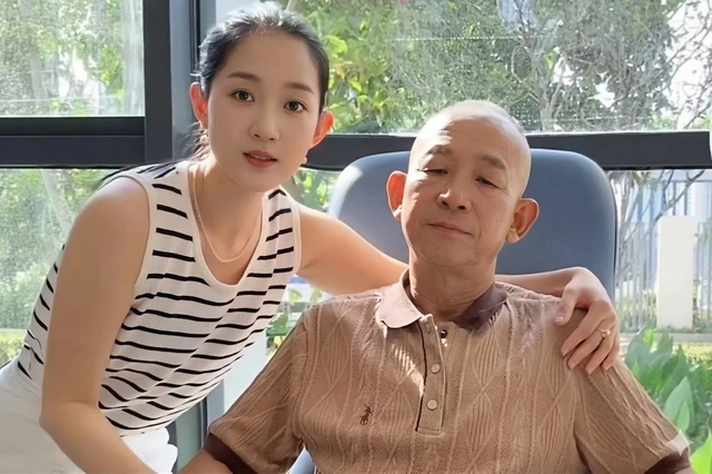 Ông chồng 61 tuổi để lại hơn 1000 tỷ cho vợ trẻ, bất chấp con cái ngăn cản vì 1 lý do Ông chồng 61 tuổi để lại hơn 1000 tỷ cho vợ trẻ, bất chấp con cái ngăn cản vì 1 lý do